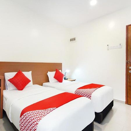 Lawten Hotel Malacca Extérieur photo